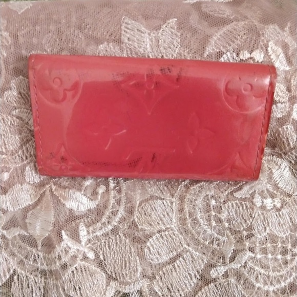 Louis Vuitton Monogram 4 Key Case Vernis - Picture 2 of 6